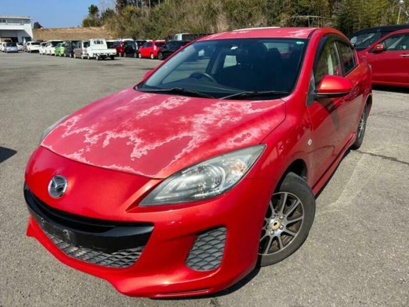 MAZDA AXELA