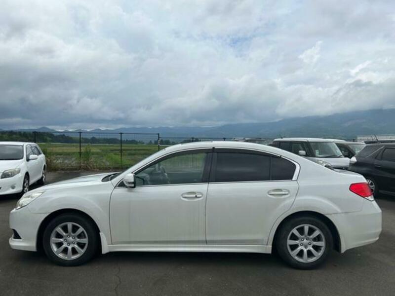 LEGACY B4