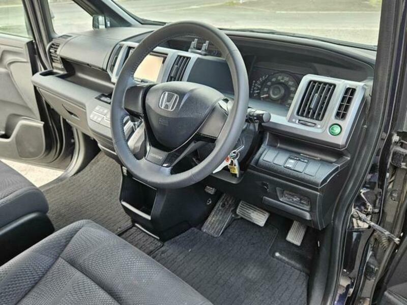 STEPWAGON SPADA