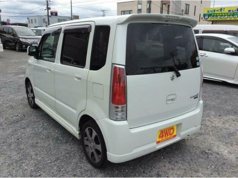 WAGON R