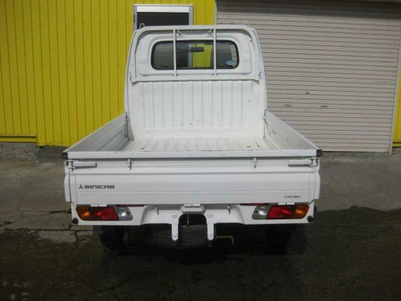 MINICAB TRUCK