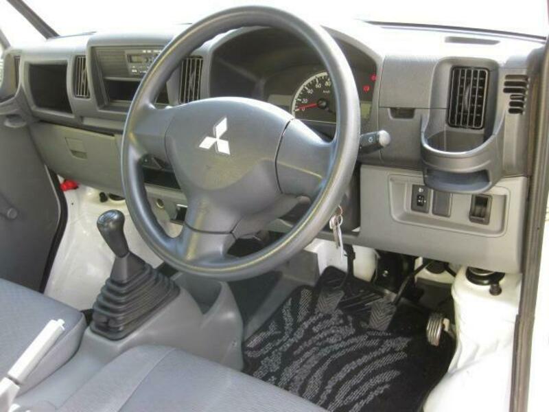 MINICAB TRUCK