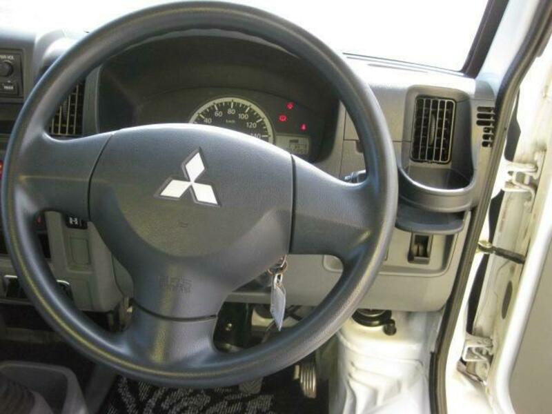 MINICAB TRUCK