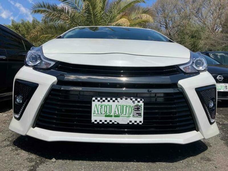 PRIUS ALPHA