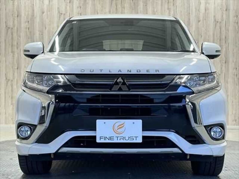 OUTLANDER PHEV