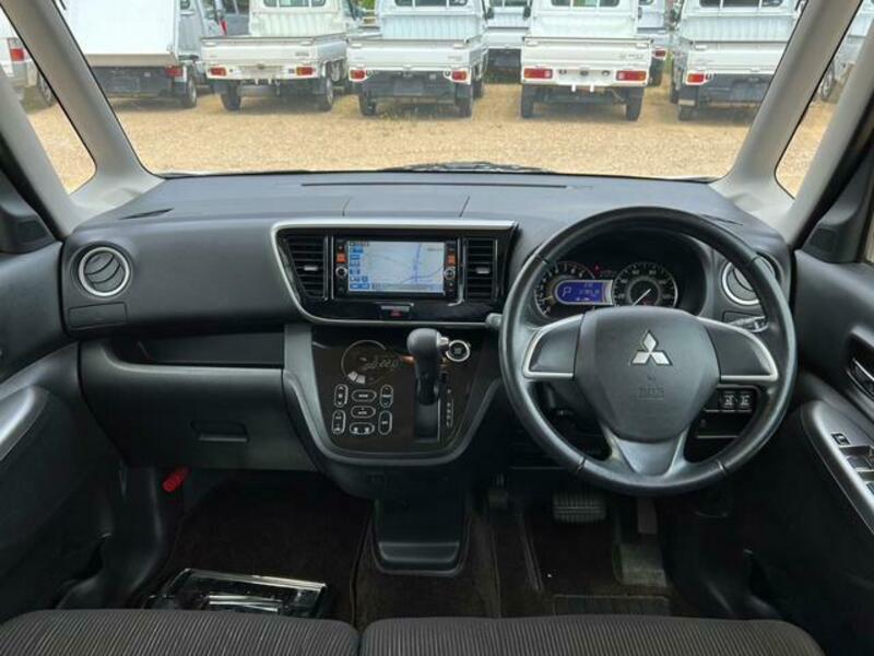 EK SPACE CUSTOM
