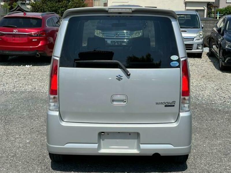 WAGON R