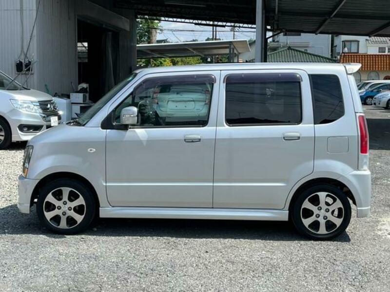 WAGON R