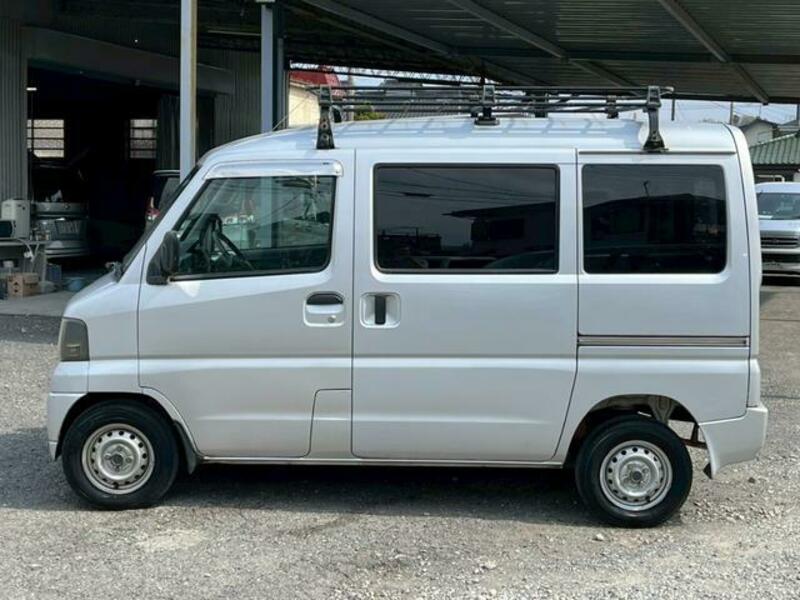 MINICAB VAN