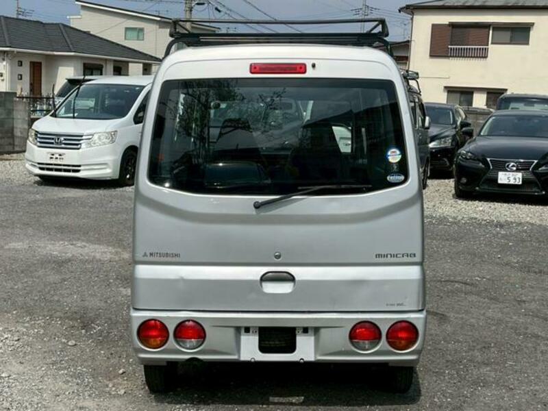 MINICAB VAN
