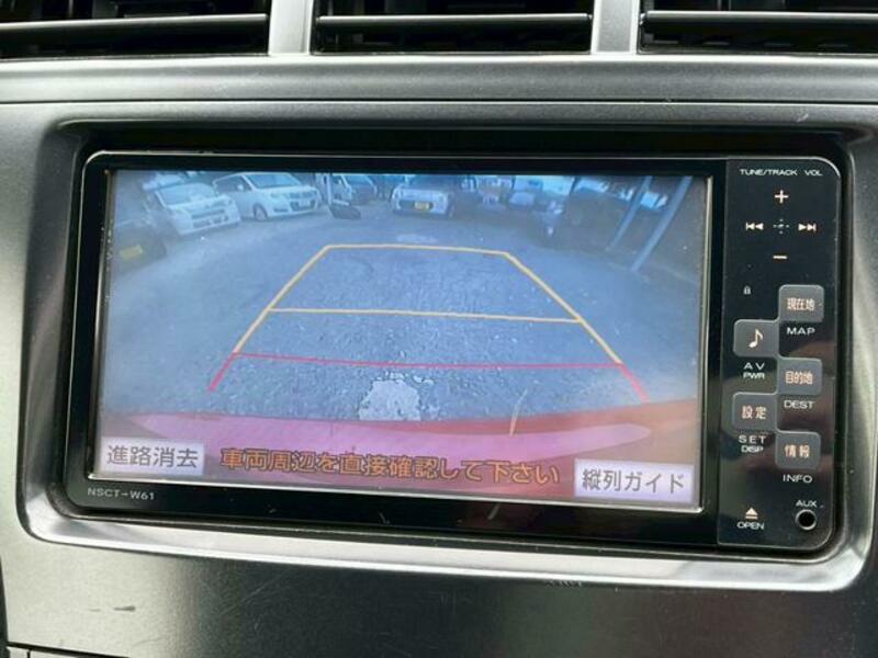 PRIUS ALPHA