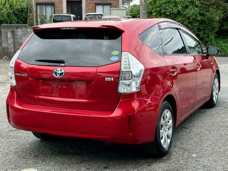 PRIUS ALPHA