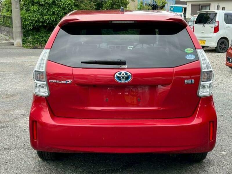 PRIUS ALPHA