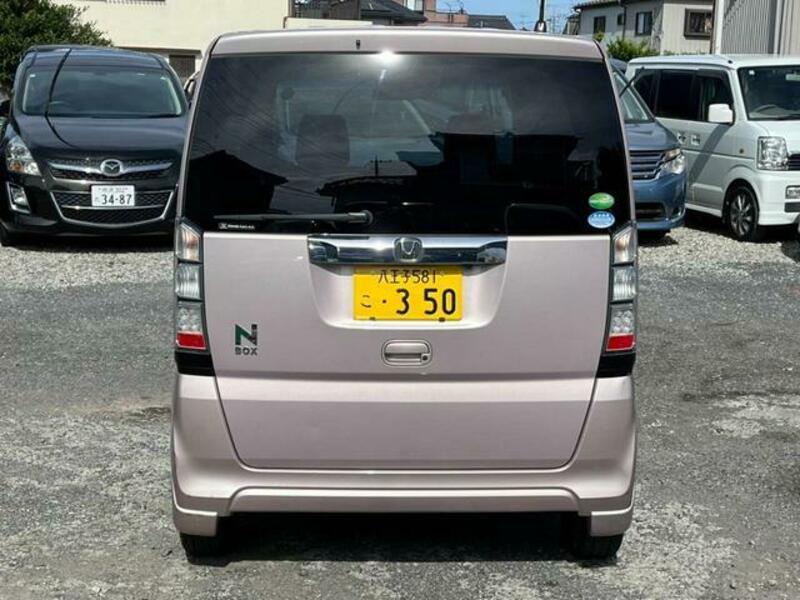 N BOX