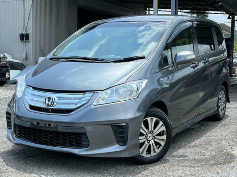 HONDA FREED HYBRID
