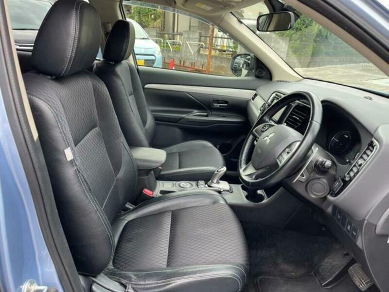 OUTLANDER PHEV