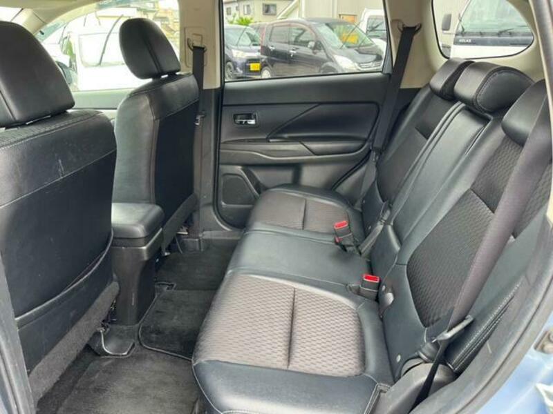 OUTLANDER PHEV