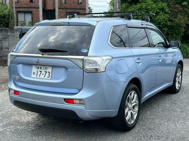 OUTLANDER PHEV