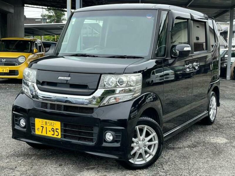 HONDA N BOX CUSTOM