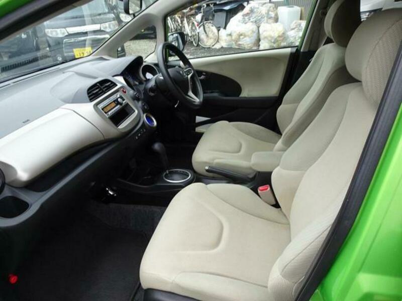 FIT HYBRID