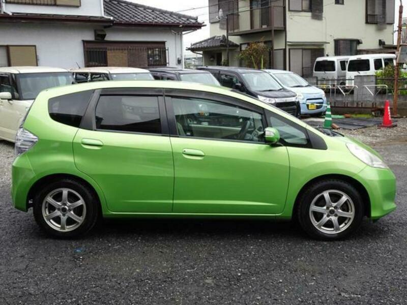 FIT HYBRID