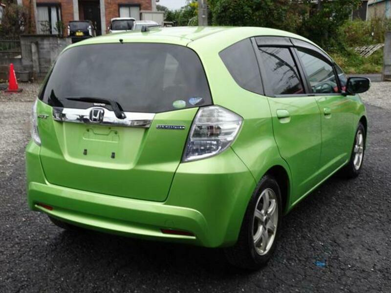 FIT HYBRID