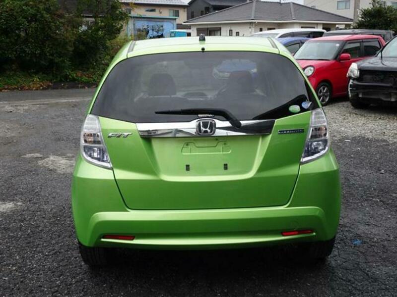 FIT HYBRID