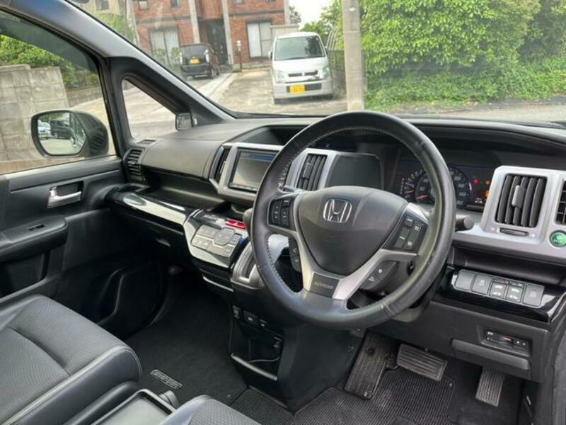 STEPWAGON SPADA