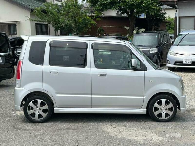 WAGON R