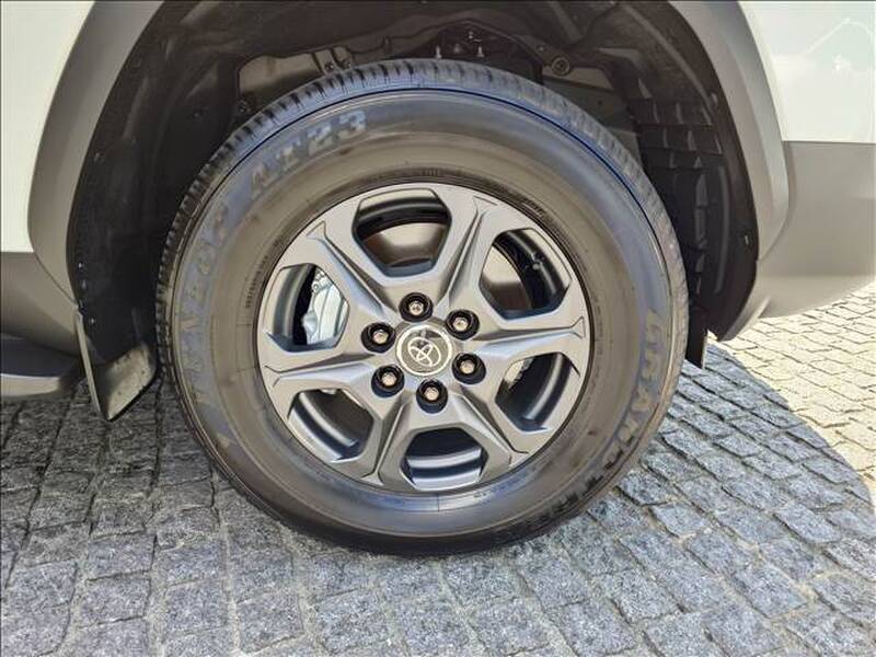LAND CRUISER