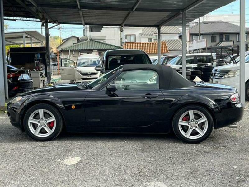 ROADSTER