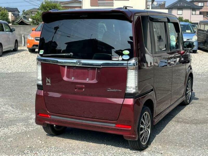 N BOX CUSTOM