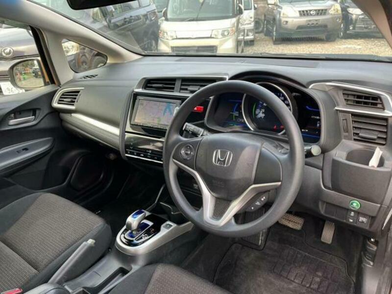 FIT HYBRID