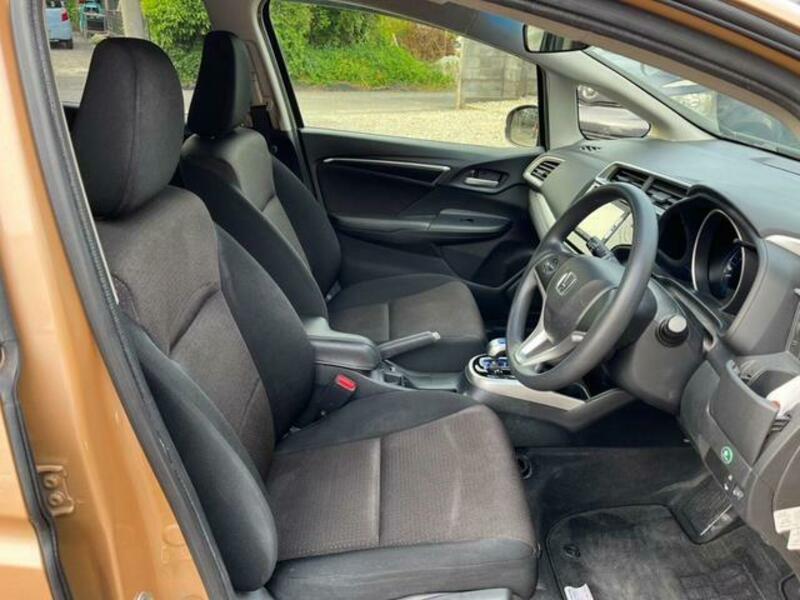 FIT HYBRID