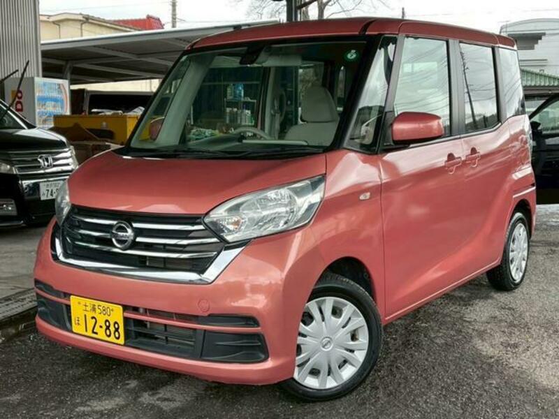 NISSAN DAYZ ROOX
