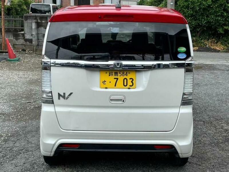 N BOX SLASH