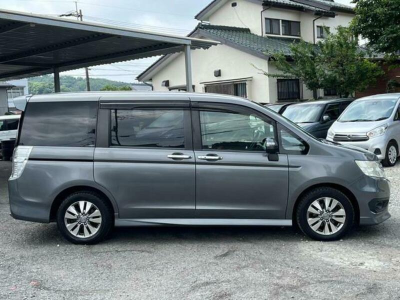 STEPWAGON SPADA