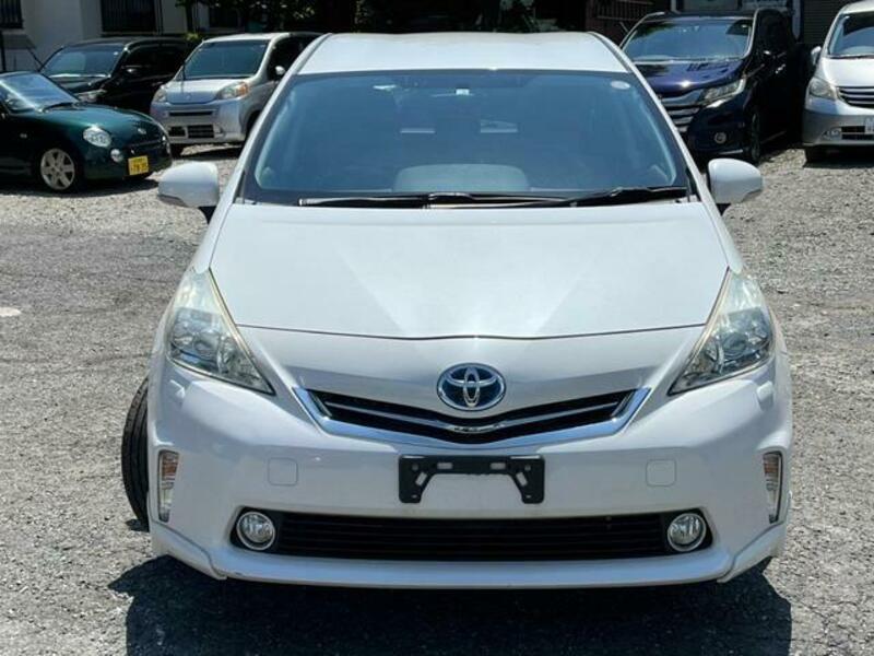 PRIUS ALPHA