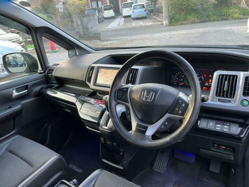 STEPWAGON SPADA