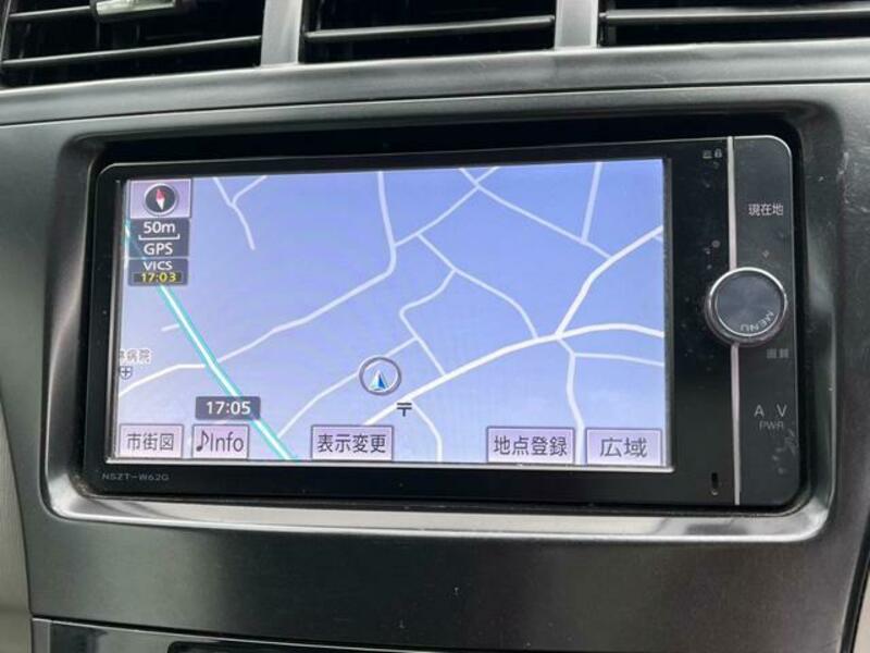 PRIUS ALPHA
