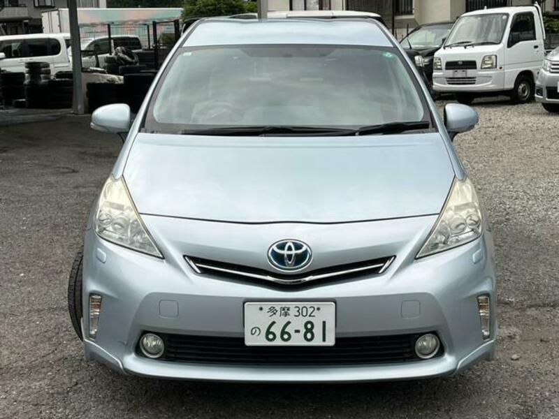 PRIUS ALPHA
