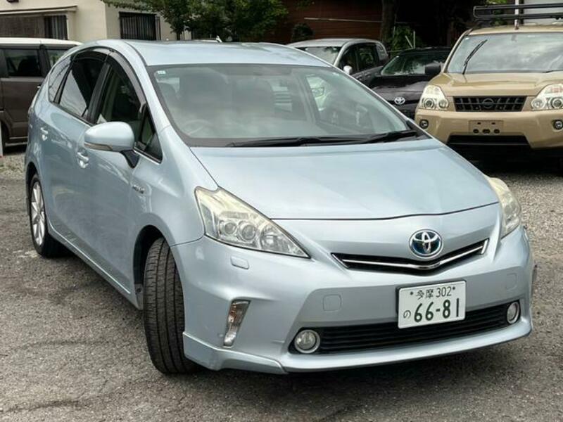 PRIUS ALPHA