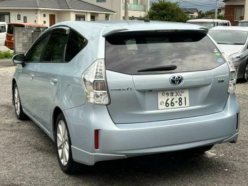 PRIUS ALPHA