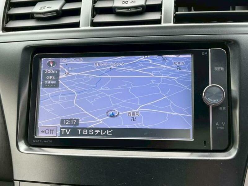 PRIUS ALPHA