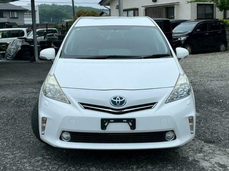 PRIUS ALPHA