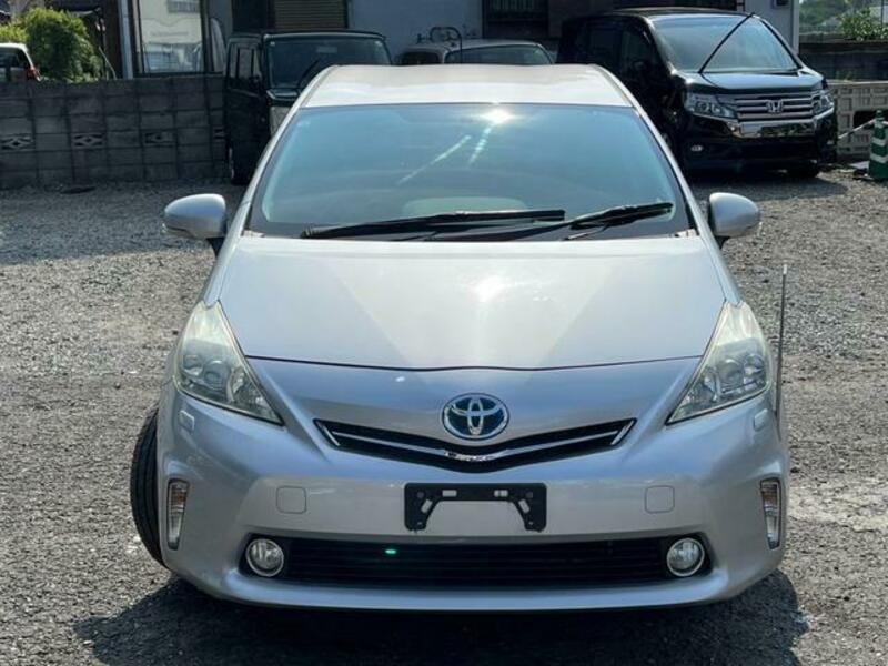 PRIUS ALPHA