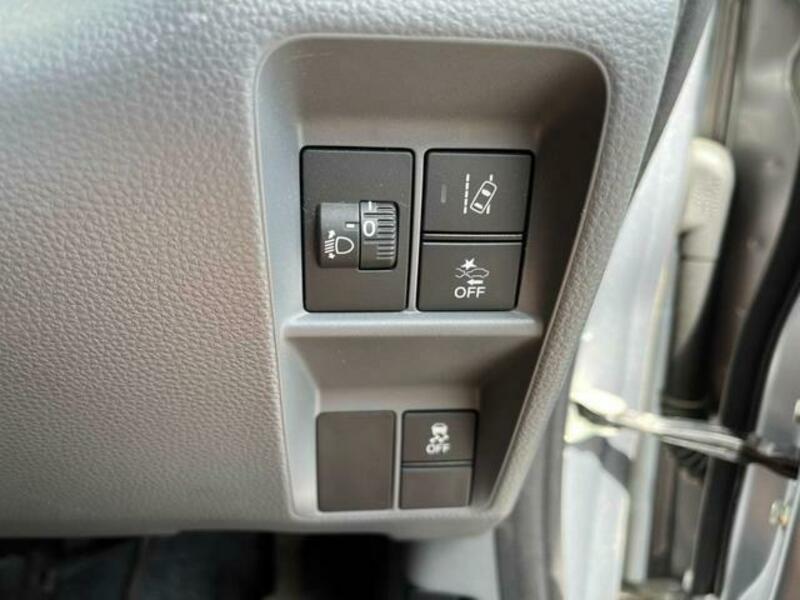 N-VAN