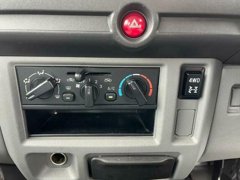 CLIPPER VAN
