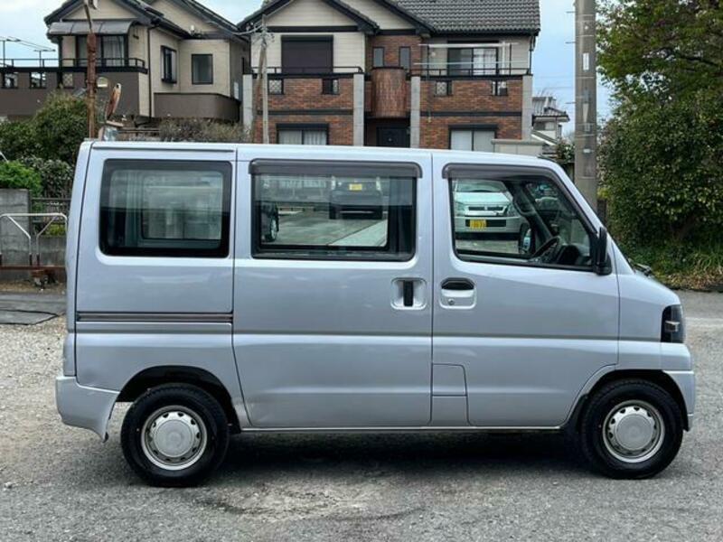 CLIPPER VAN