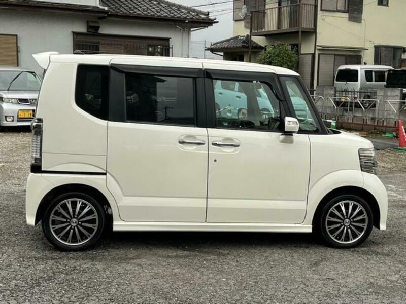 N BOX CUSTOM